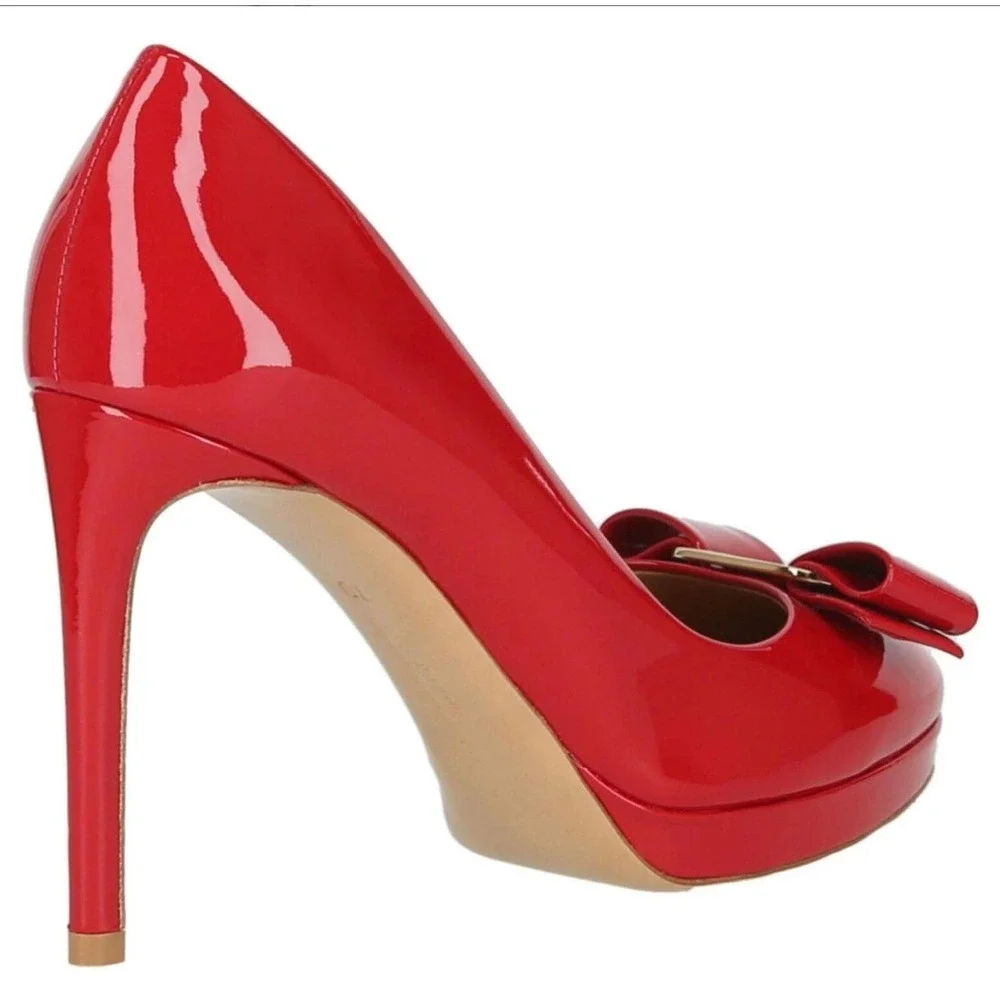 Salvatore Ferragamo Red Patent Leather Osimo Bow Platform Pumps‎ 9.5C